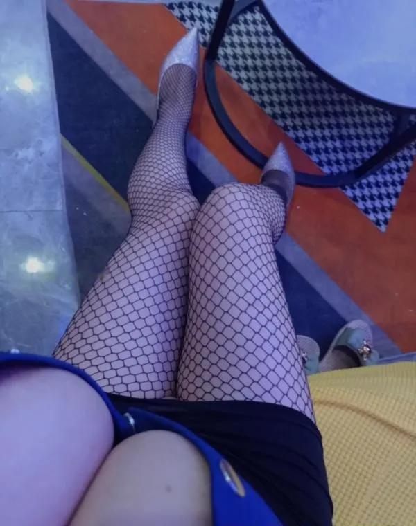 前凸后翘的建邺小辣椒
