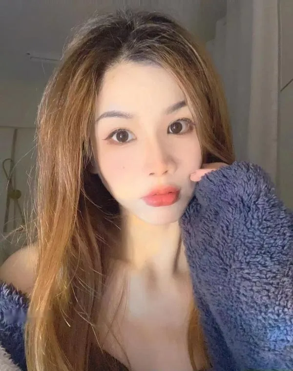 蜀山可湿吻朵朵