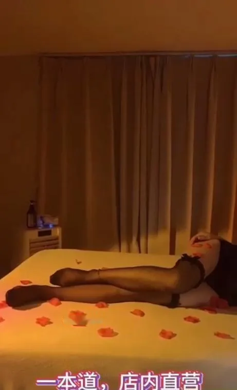 上海海选巨乳射身上