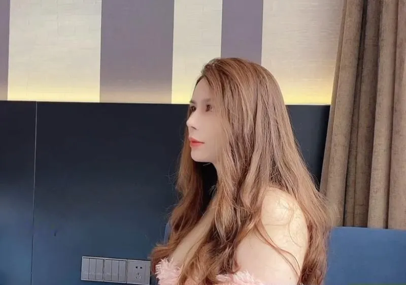 福田混血儿奶妈小西