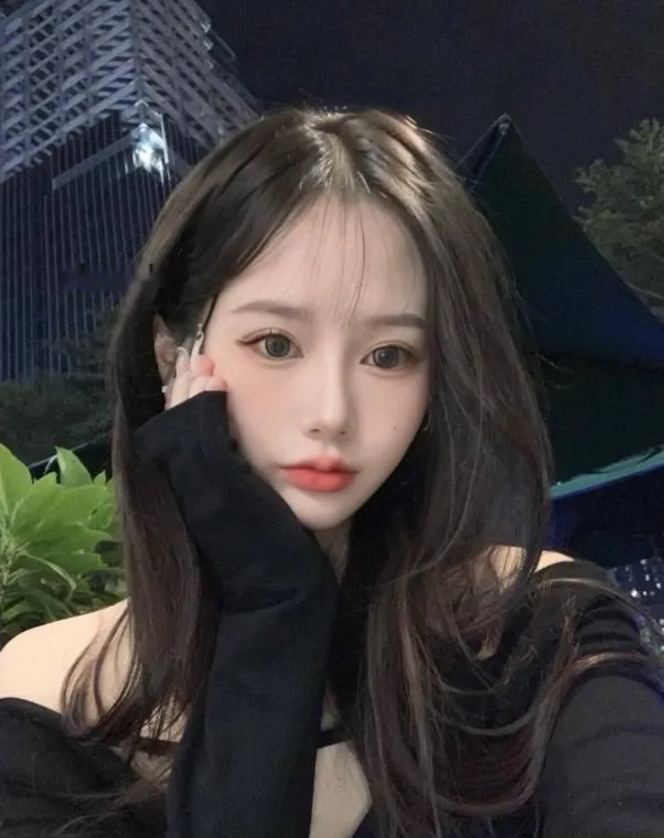 性感大灯小尤物