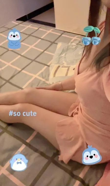 温柔带眼镜的小骚妹
