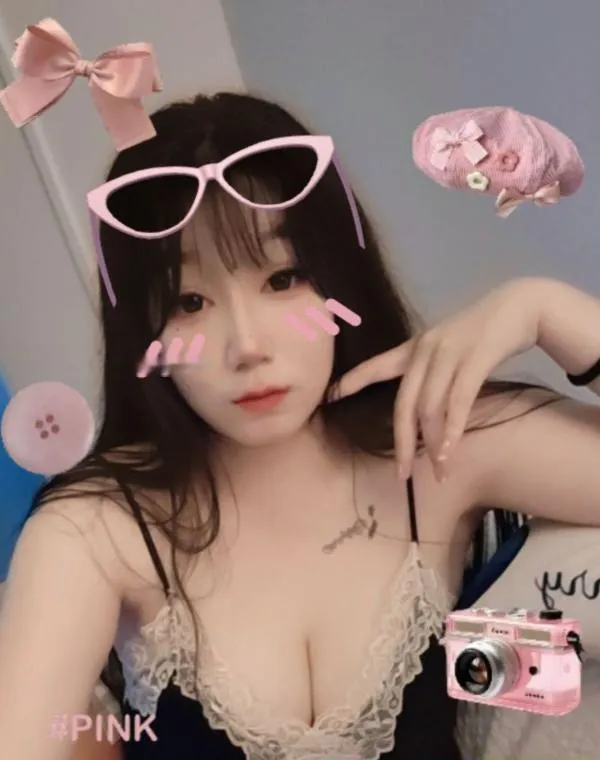 天河E胸大奶妹
