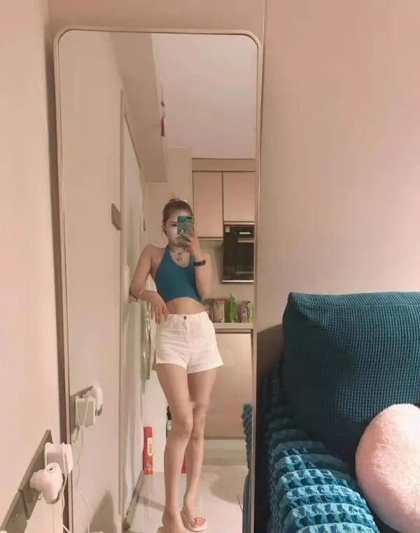 温柔性感新疆美女