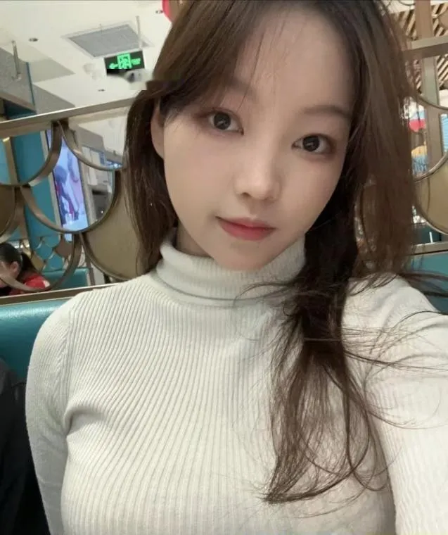 服务系妹子元元