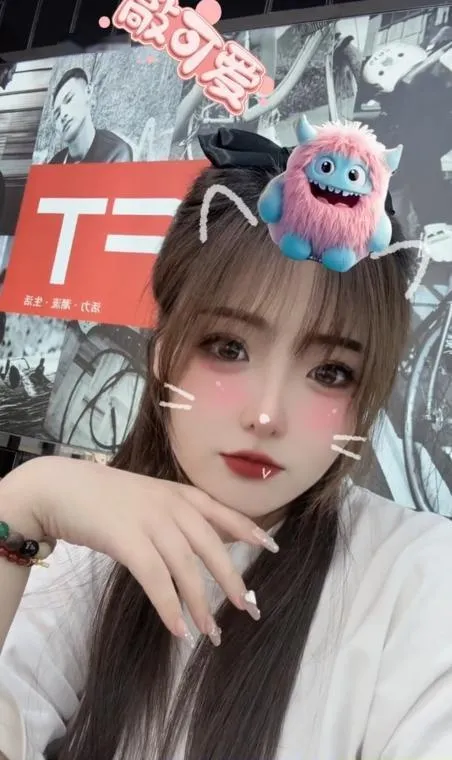 兼职小姐姐