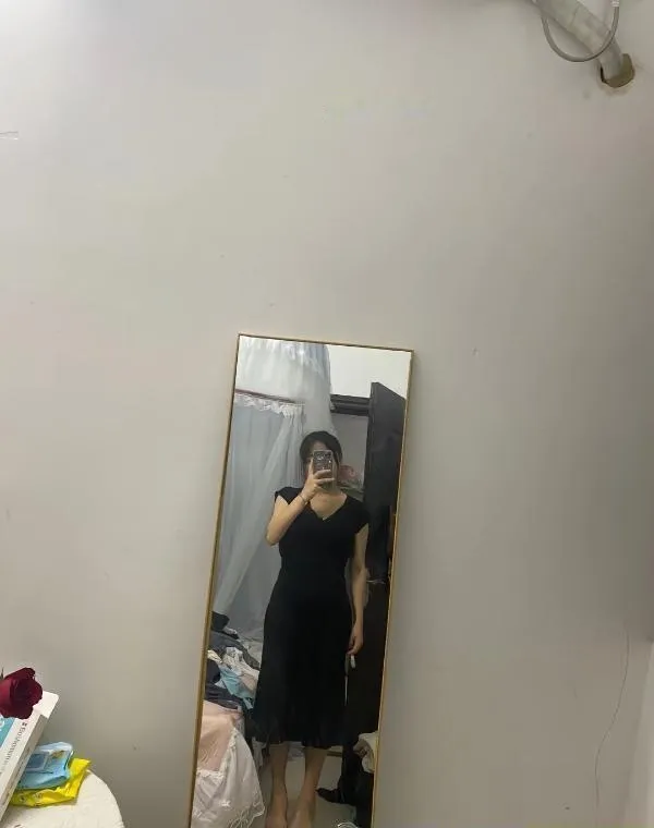 瑶海大胸肉肉妹子