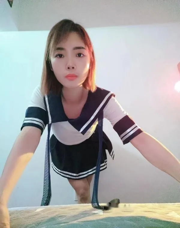 瑜伽妹绵绵