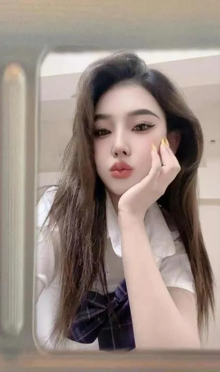 小美女娜娜