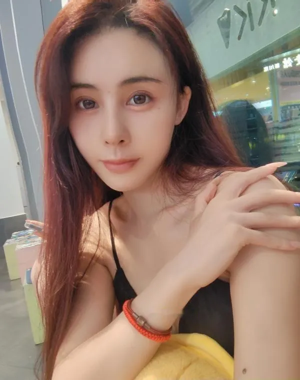 蜜桃臀健身教练