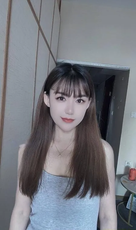服务大奶琳琳