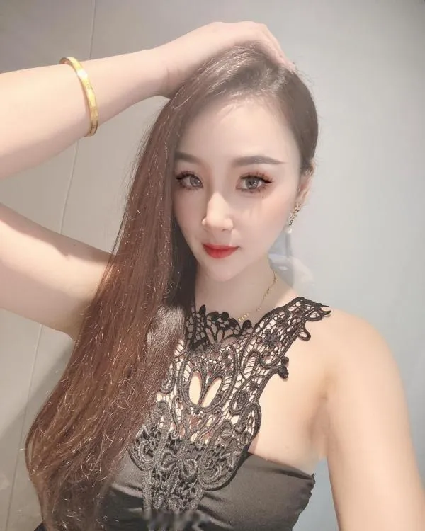 南山少妇