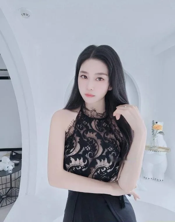 身材性感服务到位妹子