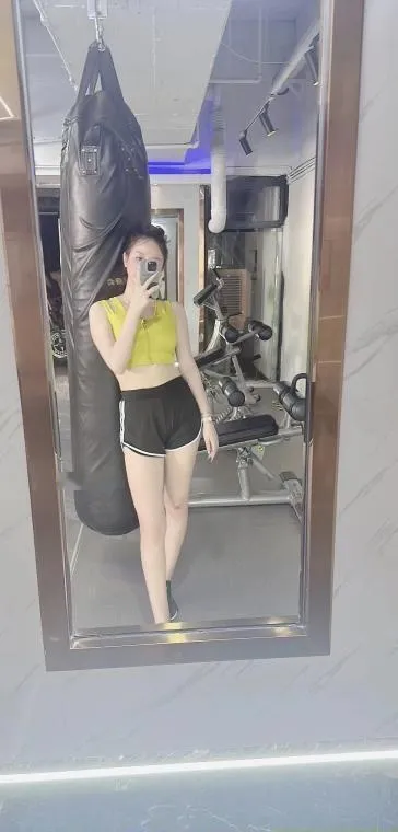 健身美女可晴