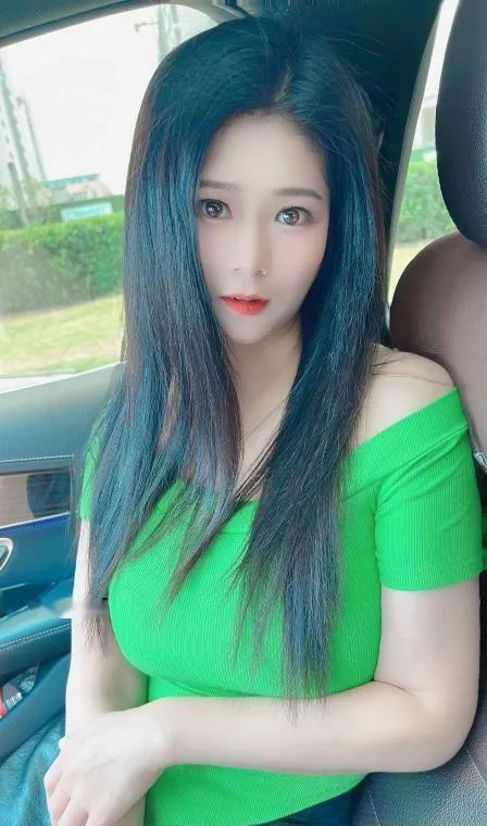 襄阳风骚大胸妹