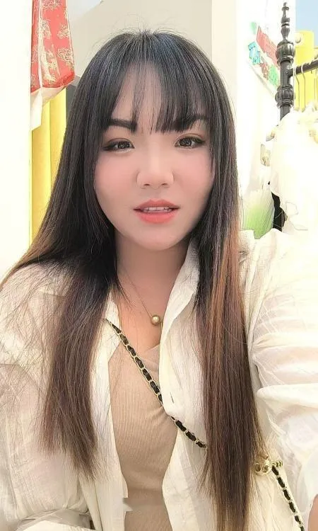 微胖小姐姐