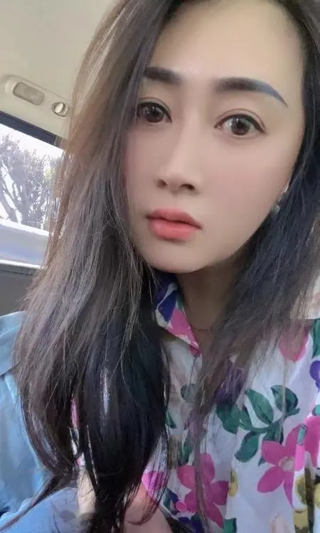 大胸少妇