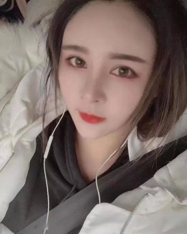 丰满晚千千