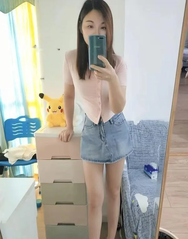 西乡长腿佩佩