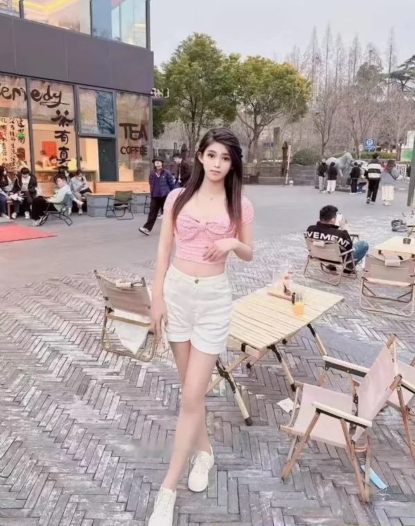 北方高挑混血妹子