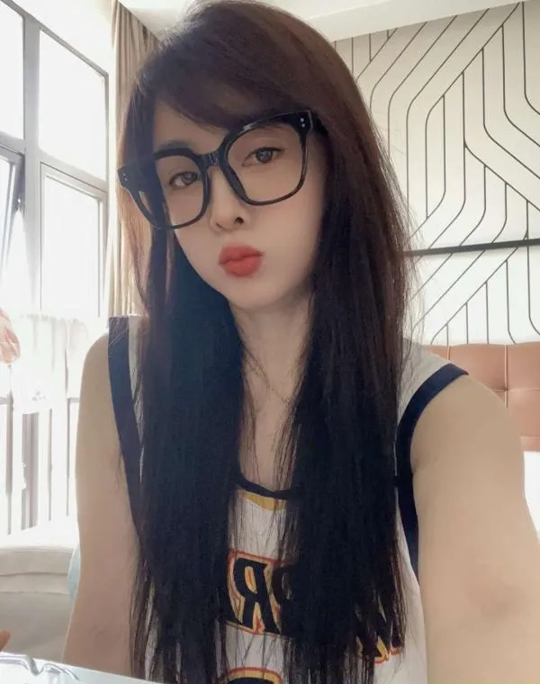 吴中甜心月月