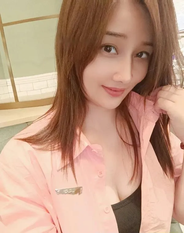 红牌老师玲玲