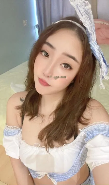 微坦妖媚少妇