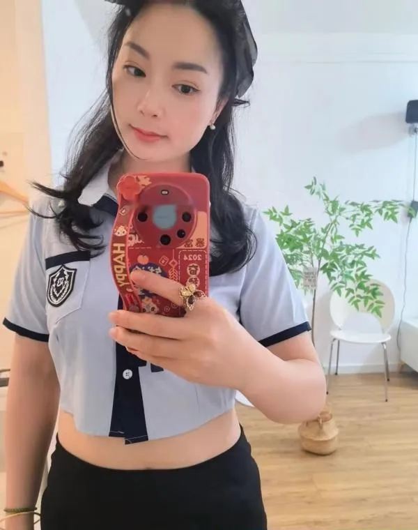 合肥少妇身材白滑