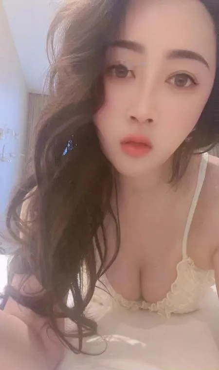 瑶海大胸靓女