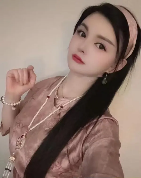 硚口大玉儿服务系大胸