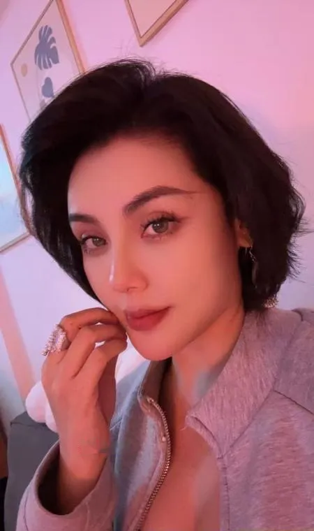 罗湖圆臀大奶骚妇