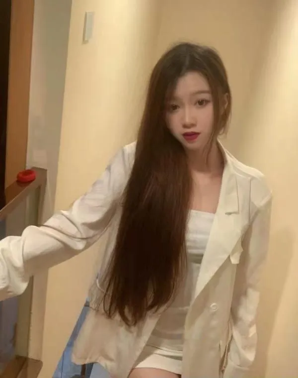 可爱小姐姐