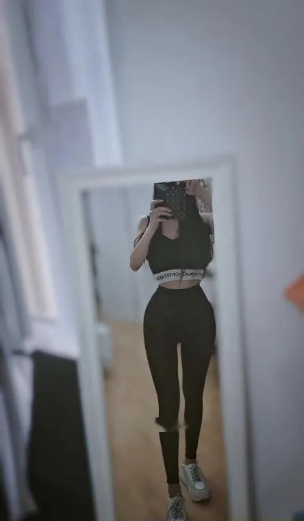 建邺小腰精