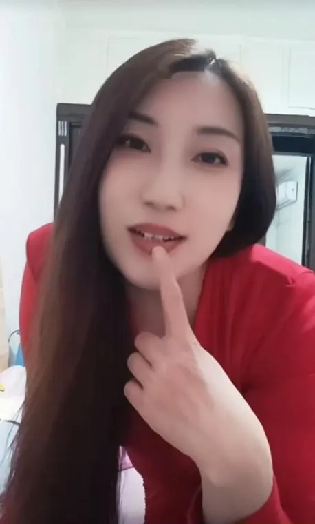 角门西大长腿熟女