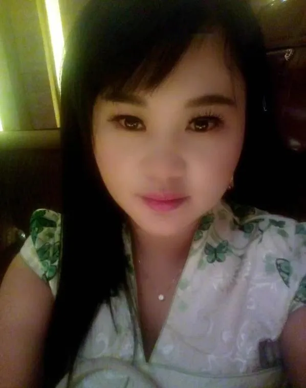 巨乳骚茜茜