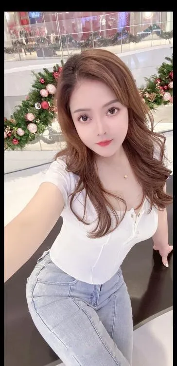 洪河媚儿