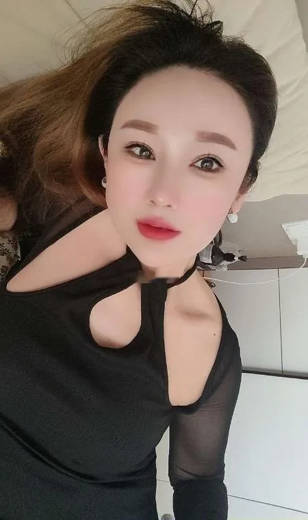 ﻿再战昆山性感少妇