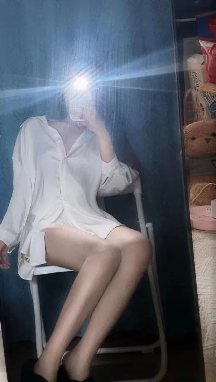 长腿丰满兼职梓琪