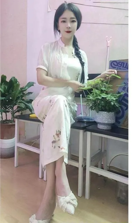 骚丝御姐九月