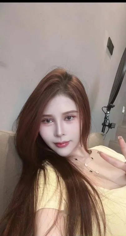 龙华颜值气质小花