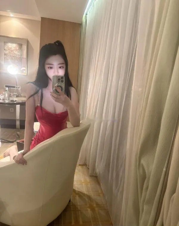 风骚服务骚气杉杉