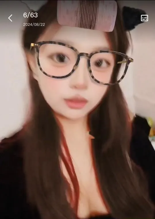 超嫩精神小妹