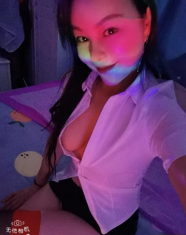 南山风骚娇娘