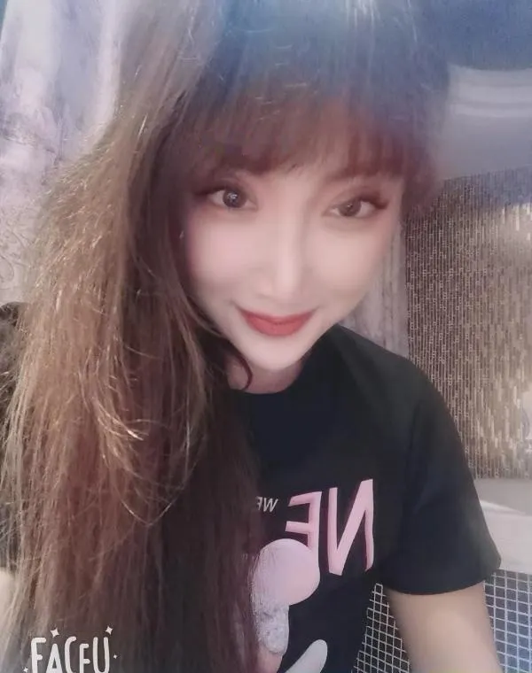 龙华风骚珠珠