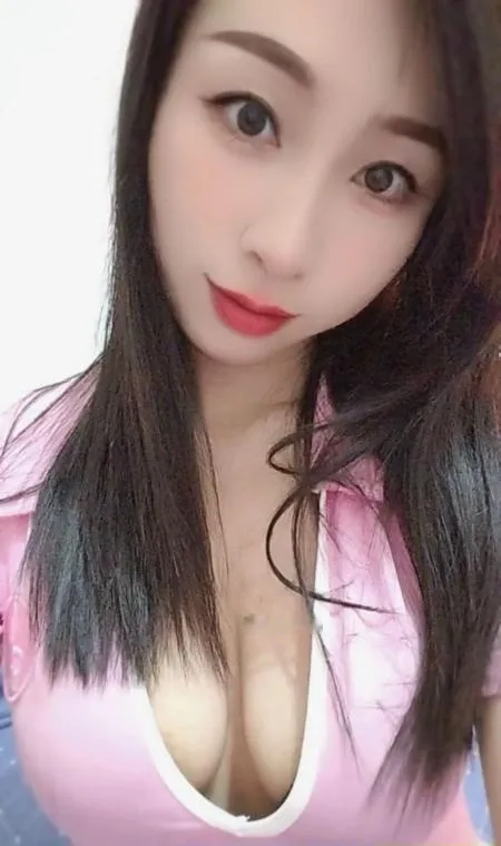 光谷气质瑶瑶