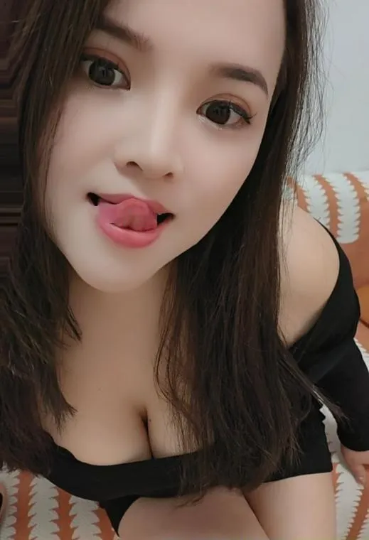 性感丰满少妇