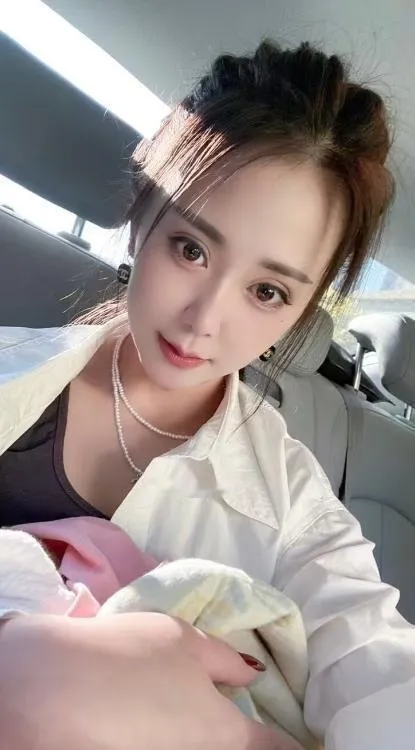 特色深喉少妇瑶瑶