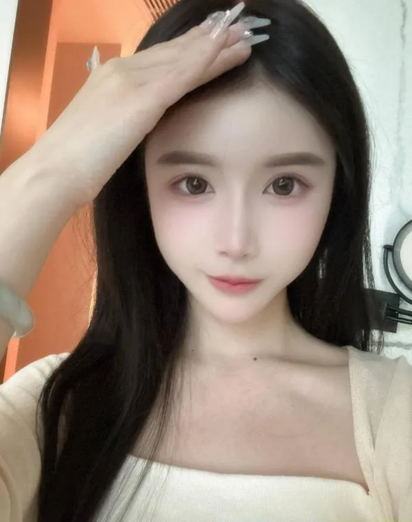 南站嫩妹怡宝