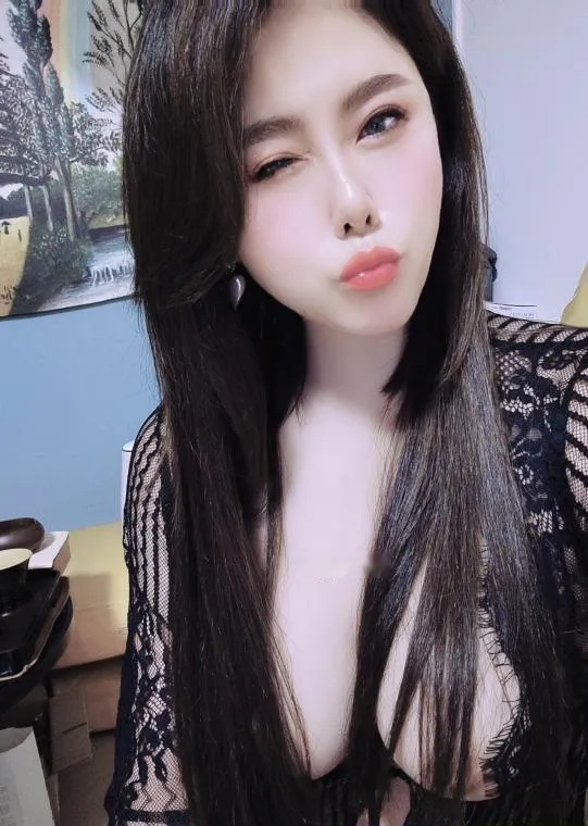 天河av人妻老师