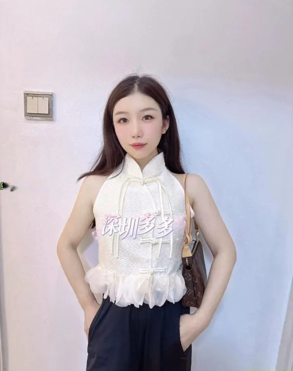 温柔性感多多老师